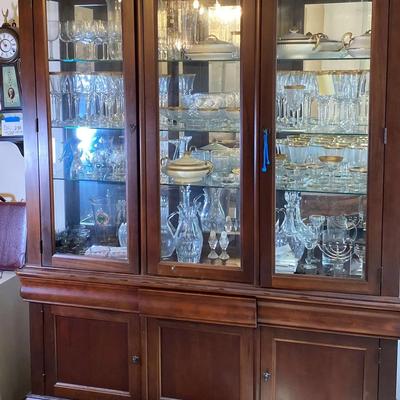Broyhill China Cabinet 