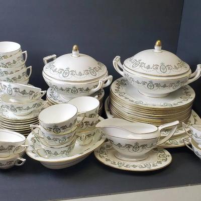 Minton Adam China Dinner & Tea Set, England – Service for 12