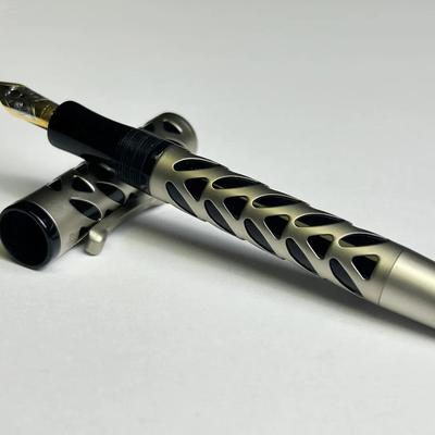 Visconti Skeleton AG925 Sterling Silver Fountain Pen with 18K Nib