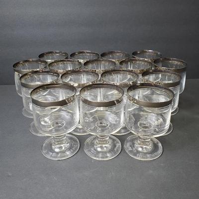 Mid-Century Dorothy Thorpe Style 4" Glasses with Double Silver Band Trim – Vintage Set of 16