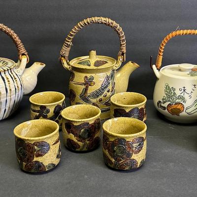 Asian Ceramic Teapots & Cups