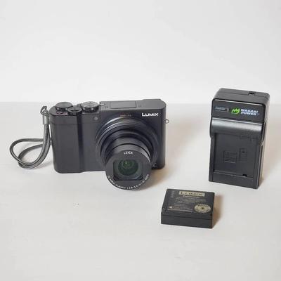 Panasonic Lumix Model DMC-ZS100 Eith Leica Lens
