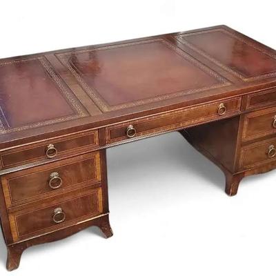 Sligh Mahogany Kneehole Desk-Form Coffee Table With Leather Top