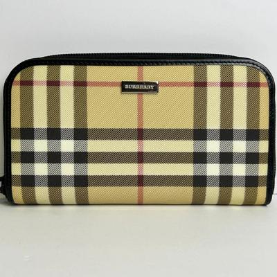 Authenticated Burberry Wallet - 7.25x1x3"