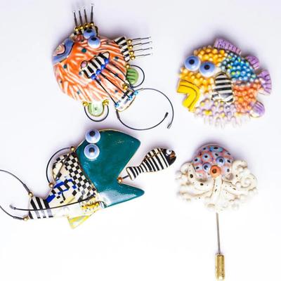 Artisan Jewelry 10 Porcelain Octopus & Fish Brooches (4), 1 - 3.25" Long