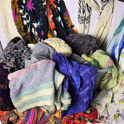 The Dunlap Weavers, UGG, & More Scarves 