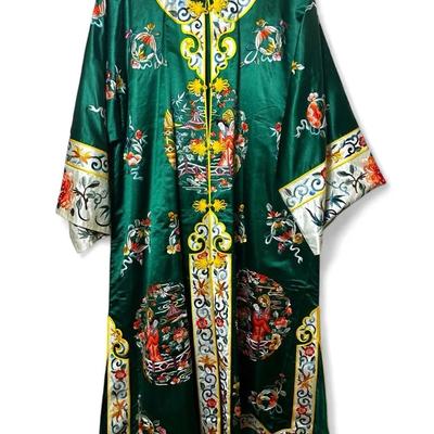 Bai Hua Vintage Embroidered Kimono - Size M