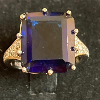 Sterling Silver Ring With Blue Stone - Square  Cut 