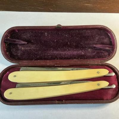 Dannemora Gjutstal Shaving Blades Pair