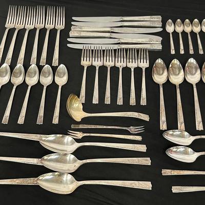 49-pc Set 1937 "Caprice" by Nobility Plate Oneida Silverplate Flatware 