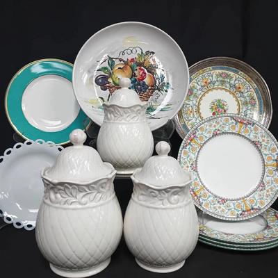 Elegant Porcelain & China Tableware Collection