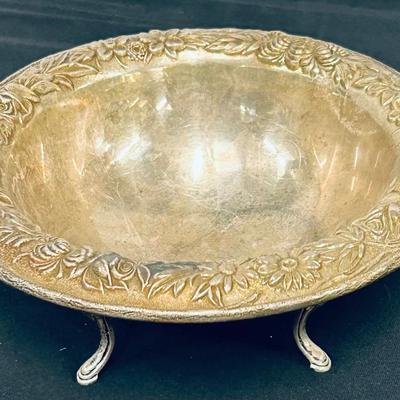 Antique S. Kirk & Son Sterling Silver Footed Bowl – Floral Repoussé Pattern, #205F (220g)