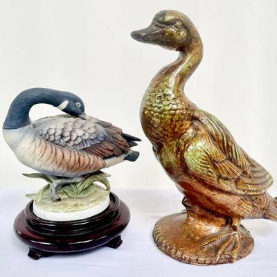 Vintage Canada Goose Limited Edition Series And Ceramic Duck In Bronze Appearance 