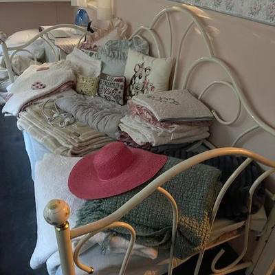 Sale Photo Thumbnail #37