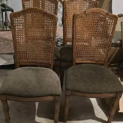 4 Vintage Chairs 