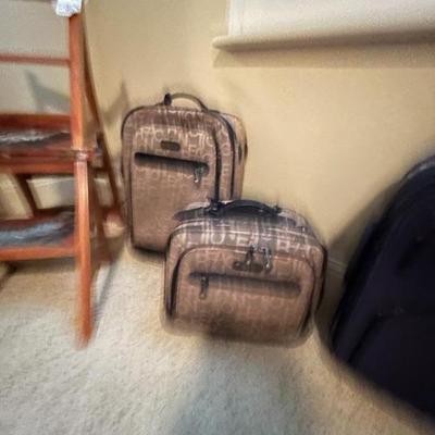 Sale Photo Thumbnail #152