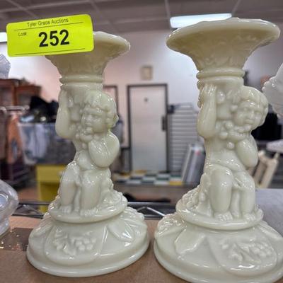 Sale Photo Thumbnail #252