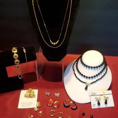 Sale Photo Thumbnail #84