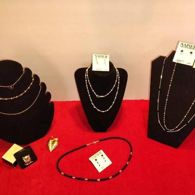 Sale Photo Thumbnail #83