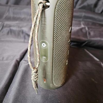 JBL Portable Bluetooth Speaker