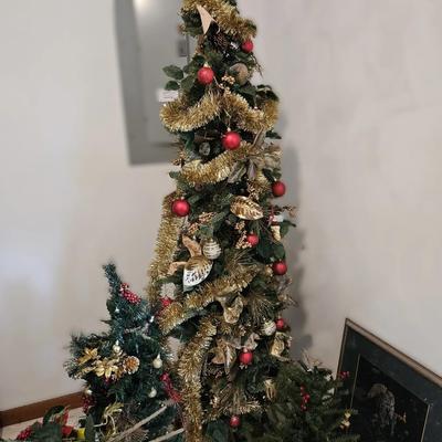 Christmas & Holiday Decor