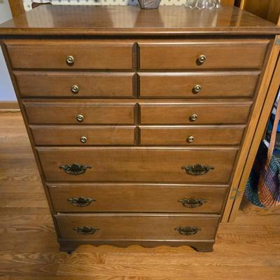 Sale Photo Thumbnail #145
