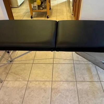 Foldable Massage Table 