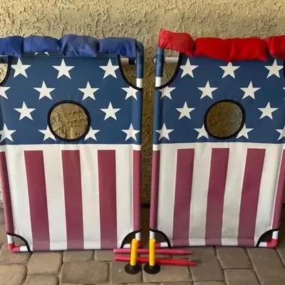 Lawn Toys (Corn Hole And Horseshoes)