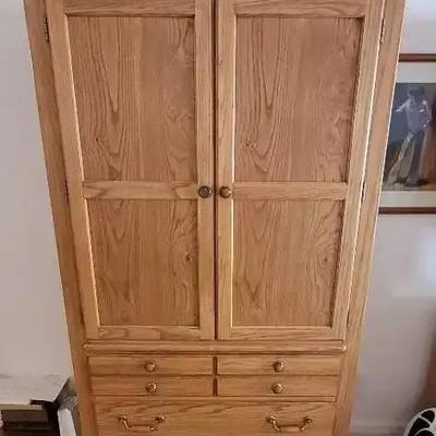Thomasville Armoire