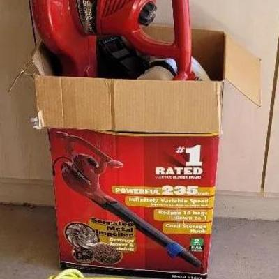 Toro Ultra Electric Blower Vac W/ Extension Cords