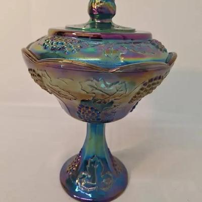 Beautiful Carnival Glu Iridescent Pedestal Candy Dish with Lid