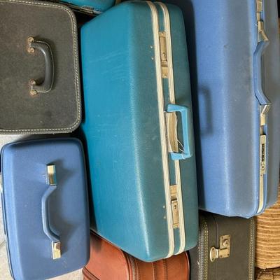 Sale Photo Thumbnail #50