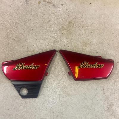 Honda Shadow Motorcycle Side Covers – Red
Pair of vintage Honda Shadow side covers in glossy red with gold lettering. Great...