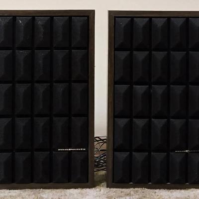 Marantz Speakers (BR1)