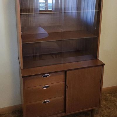 Mainline by Hooker Cabinet (DR)