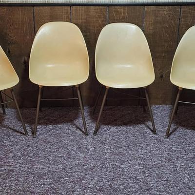 MCM Shamrock Plastics Co. Chairs (RR)