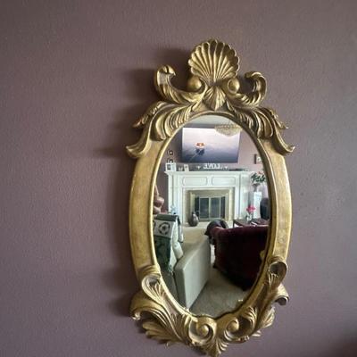 Decorative wall mirror