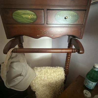 Wood valet stand