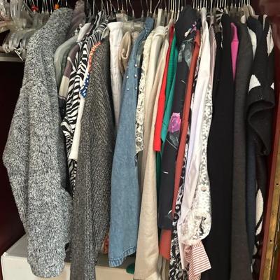 Women's clothing 