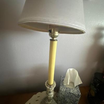 Table lamp