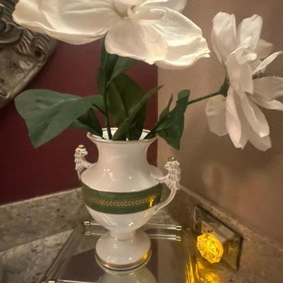 Decorative vases