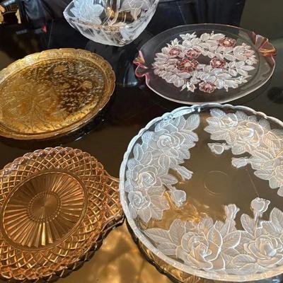 5 Stunning Platters by Mikasa, Anchor Hocking,  Studio Nova, And More