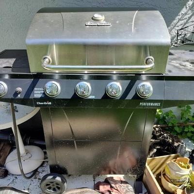Char-Broil Performance Working Grill