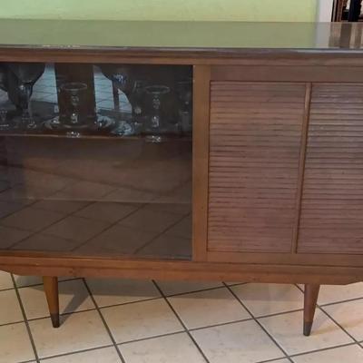 Mid-Century Walnut Display Cabinet / Bookcase