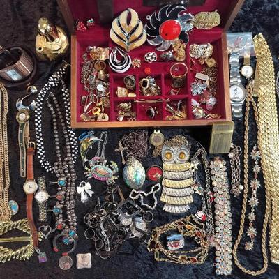 Women's Vintage Costume Jewelry Necklaces, Earrings, Bracelets, Pins, Watches, & More