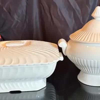 Vintage Electric Soup Tureen And Electric Divided Vegetable Dish.  