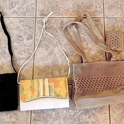 Vintage & Handcrafted Handbag Collection – Genuine Leather & Crochet Pieces