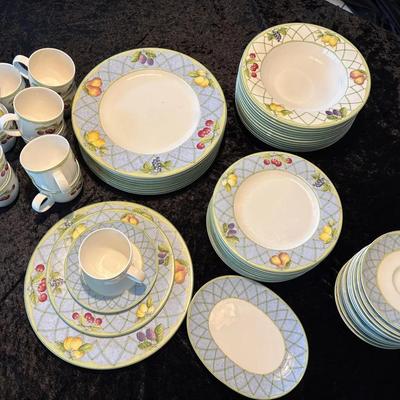 Mikasa “Fruit Rapture” Dinnerware Set (22 pcs)