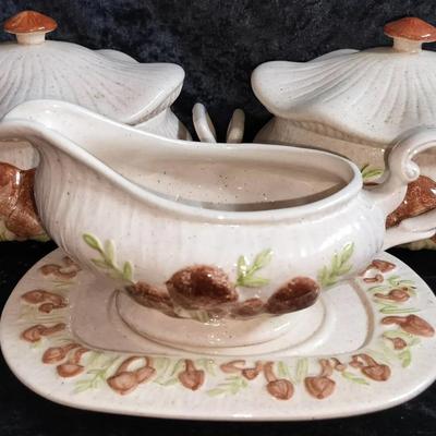 Arnel’s Ceramic Mushroom Soup Tureens + Matching Gravy Boat