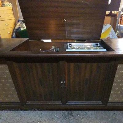 RCA Victor Console Tube Stereo With Automatic Rexors Changer 